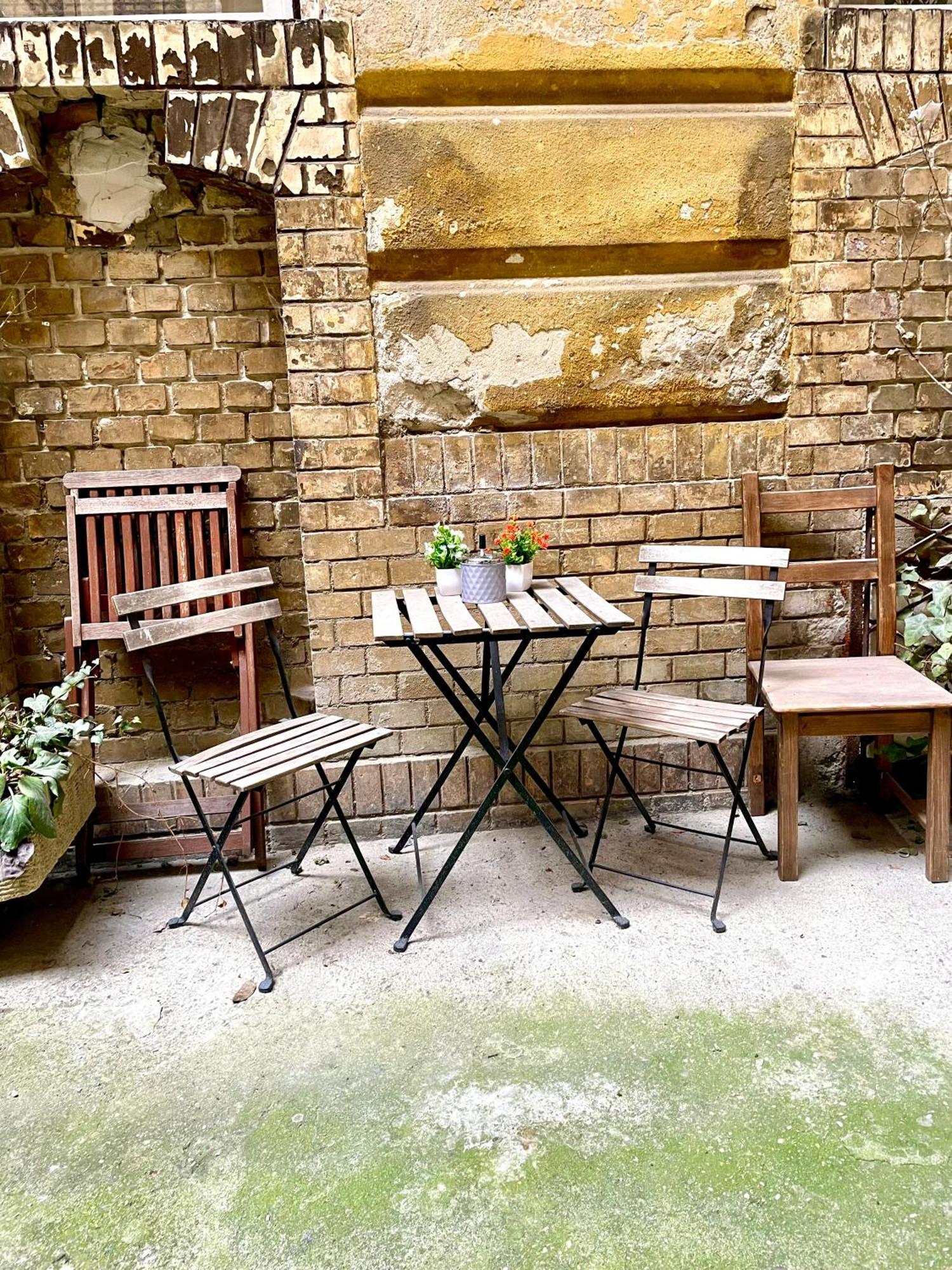 Small Cosy Apartment Near The Famous Westend City Center Budapeste Exterior foto