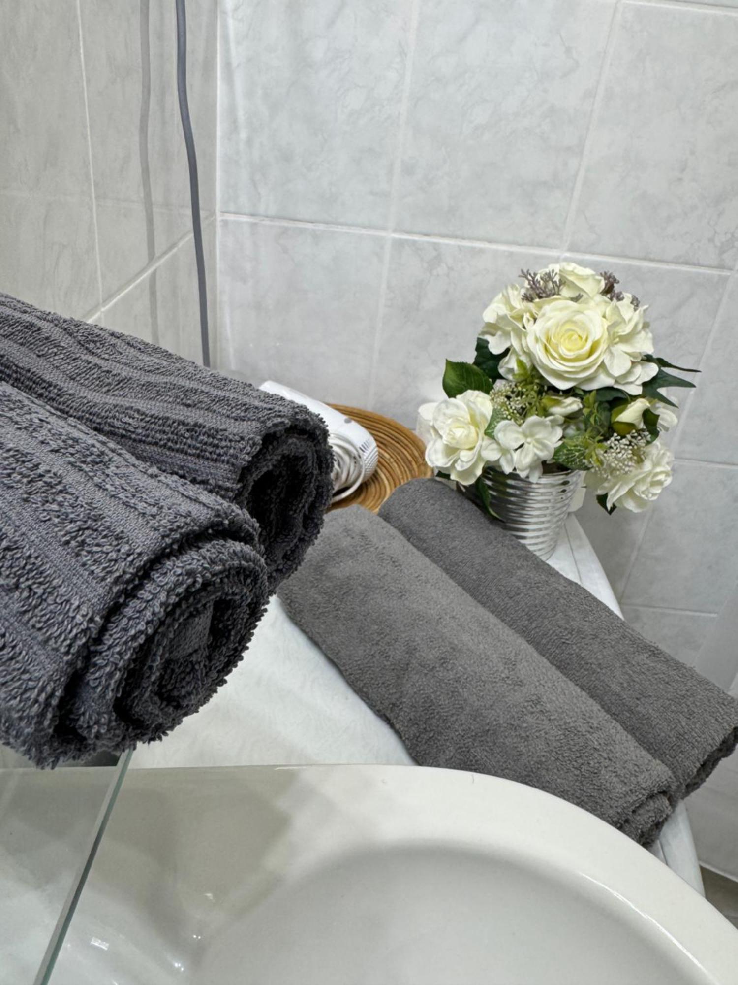 Small Cosy Apartment Near The Famous Westend City Center Budapeste Exterior foto